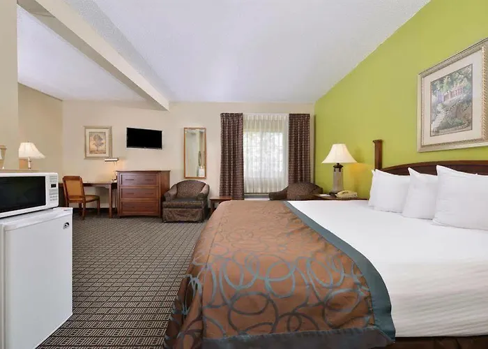 Regency Il Motel Geneseo